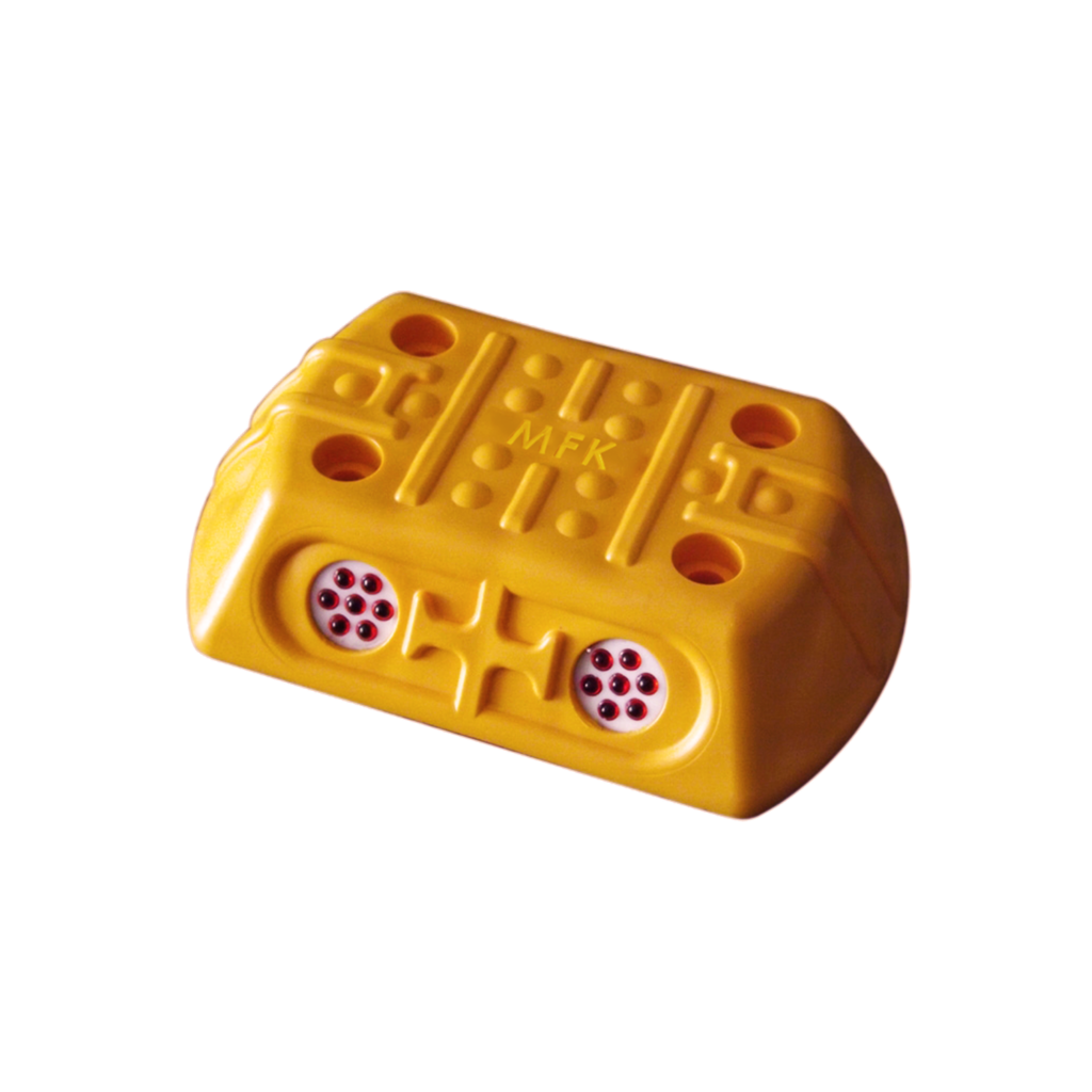 Butoni reflectorizanți din plastic
